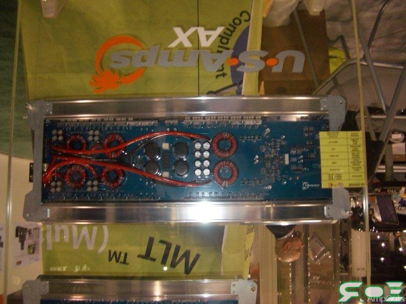 Файл:USAmpsAX-3000DE-7729.jpg
