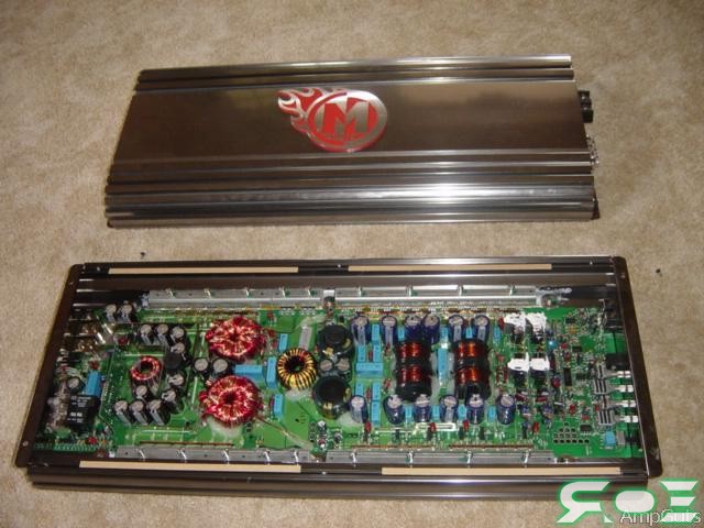 Файл:MemphisMojo16-MC2000D-4569.jpg