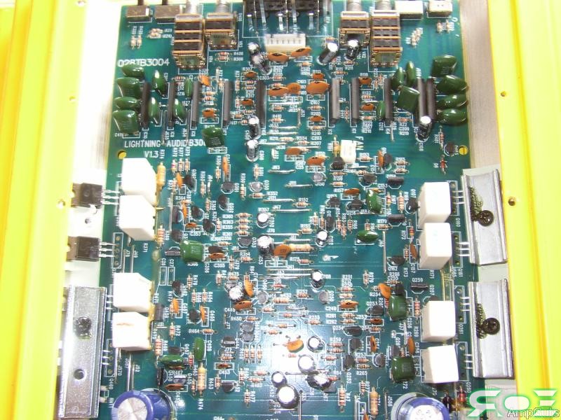 Файл:LightningAudioB3004-4211.jpg